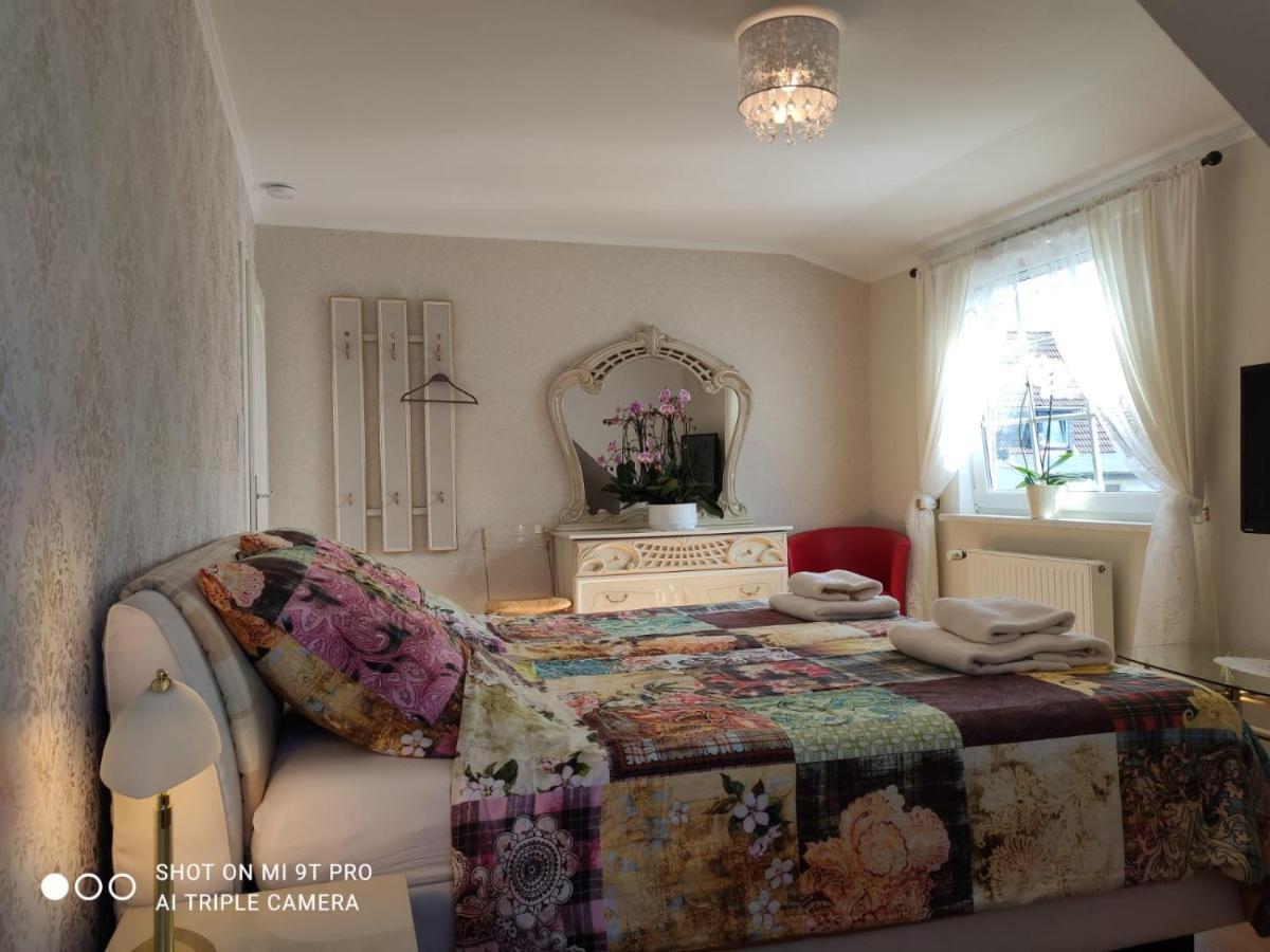 Blumen Apartment Гамбург Екстер'єр фото